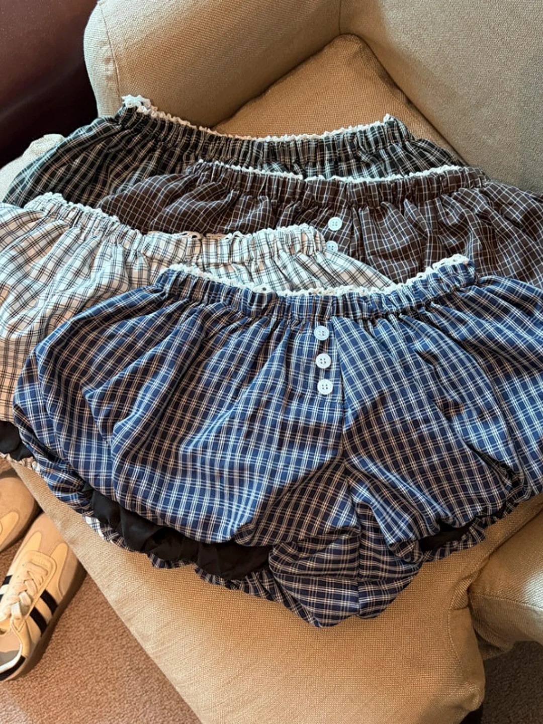 

Low Waist Plaid Bloomer Shorts Women's Summer 2026 Korean Style Slimming Trousers Flared Pants Breathable Comfortable Polyester