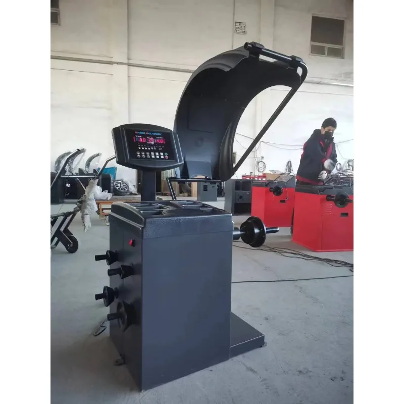 고품질 트럭 휠 밸런서 컴퓨터화된 타이어 밸런스 기계 경쟁력 있는 가격 휠 얼라인먼트 기능 포함