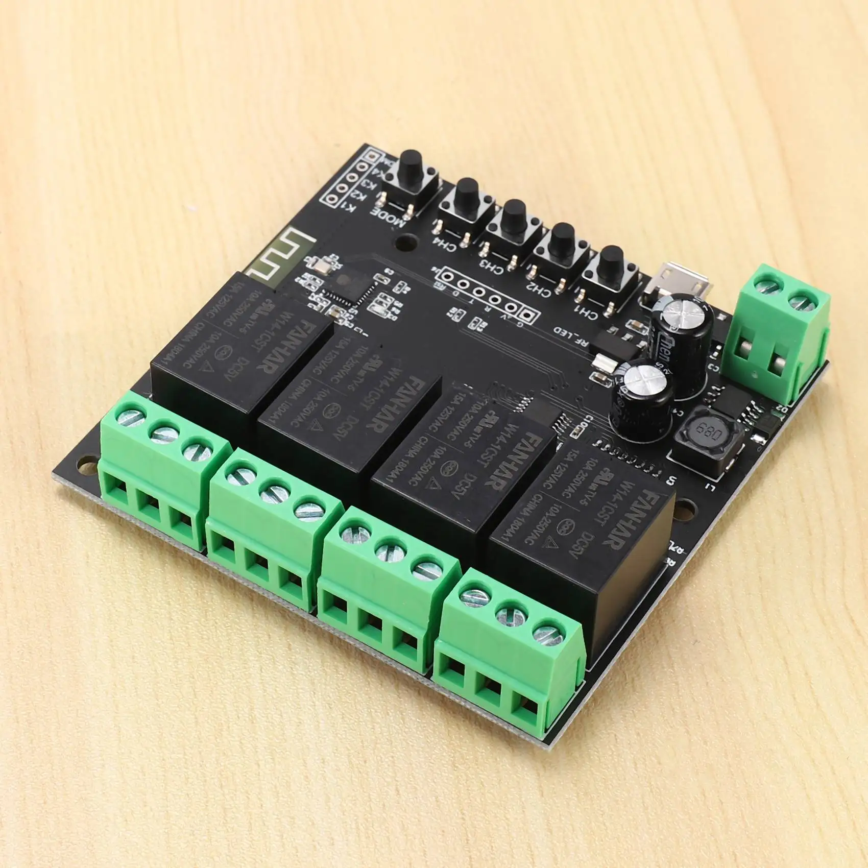 RISEN 4CH Tuya Switch Modulo interruttore WiFi Relè wireless Smart Life APP Controllo remoto timer intelligente per interruttore Smart Home