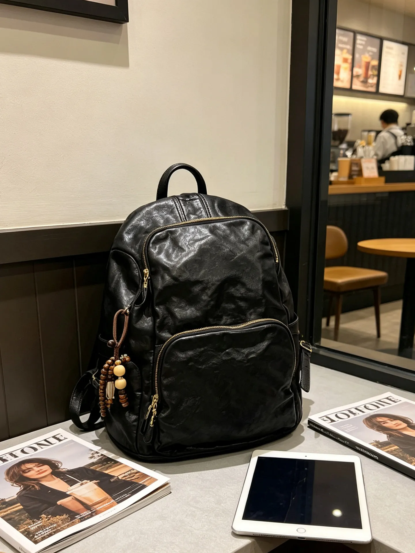 

Fashion handmade high-quality first layer cowhide men's backpacks outdoor travel luxury genuine leather women's black schoolbag