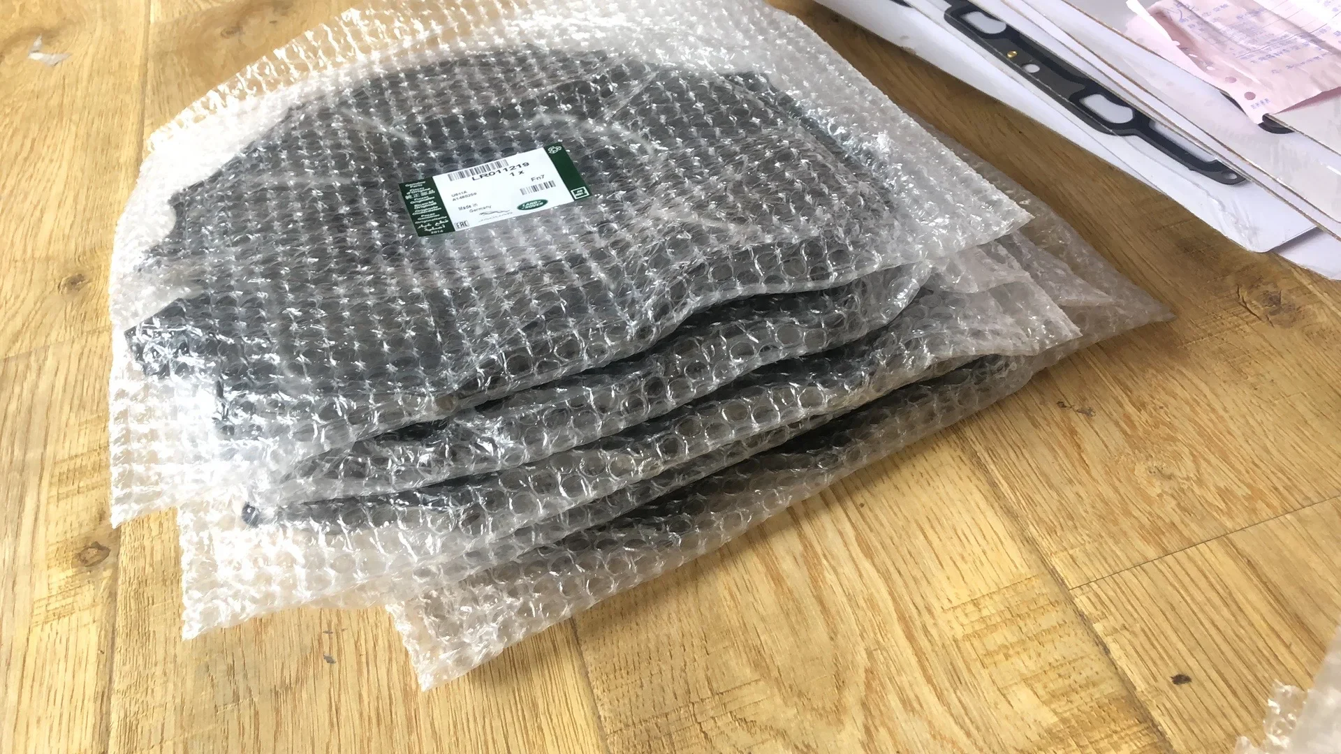 リアクランクシャフトメインオイルシールスプリング付きランドローバージャガー AJ126 3.0L Aj133 5.0 508PS 508PN LR043721 LR011219 LR037954