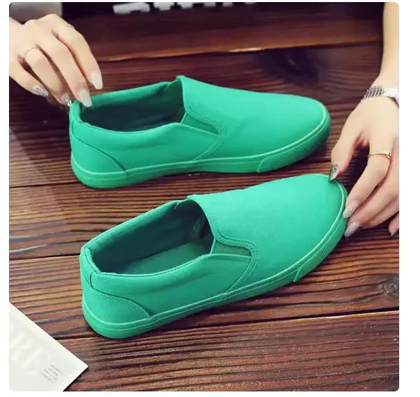 Fashion Sneakers lovers canvas shoes Vulcanize Shoes Woman Shoes Flats Casual Loafers Slip-on Ladies Student Trainers