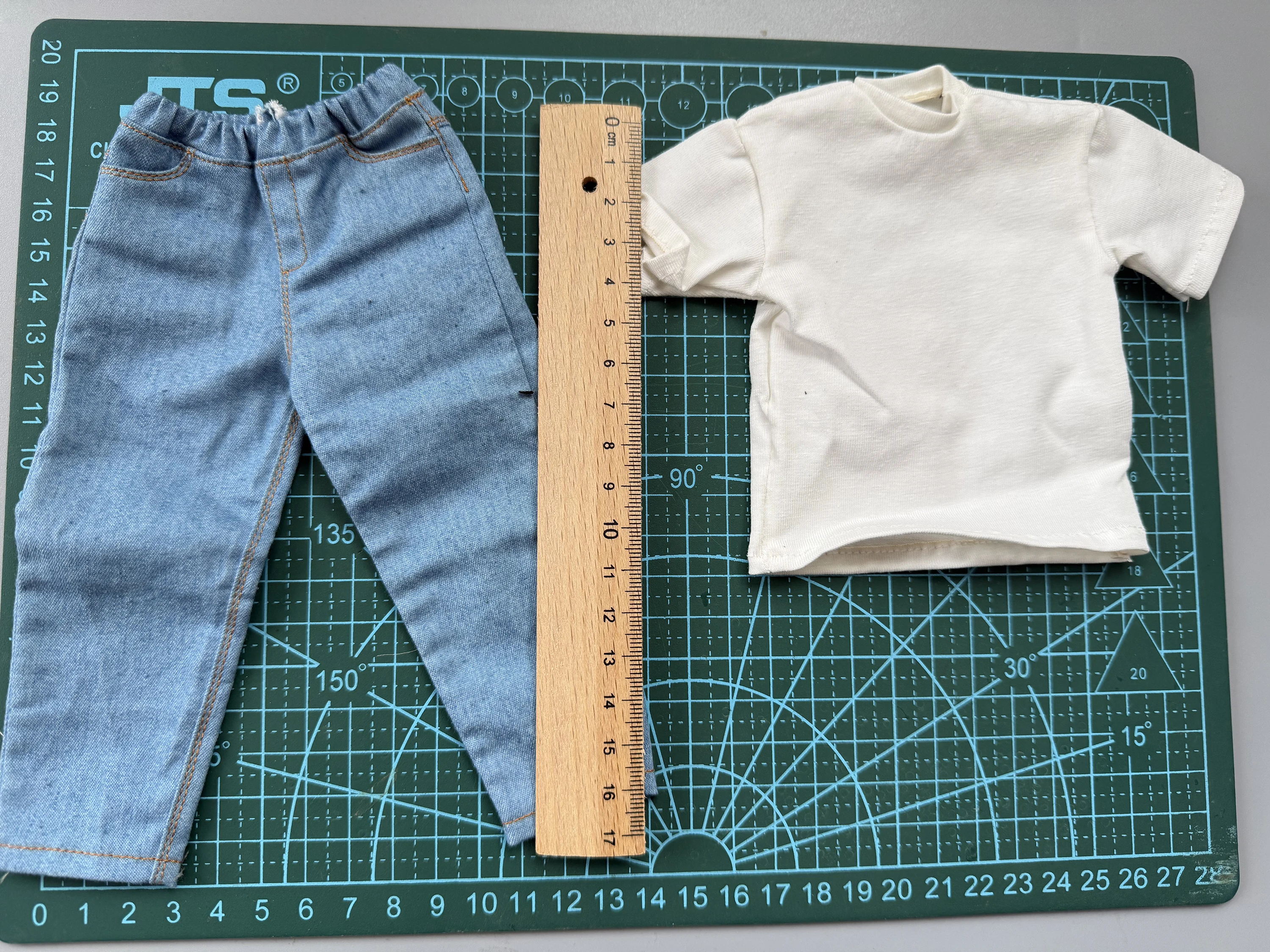 In Stock 1/6 Scale Male Soldier Fashion Pant XXL Plus Size Oversized Hip Hop Loose T-shirt For Phtblm35 Strong Muscle body