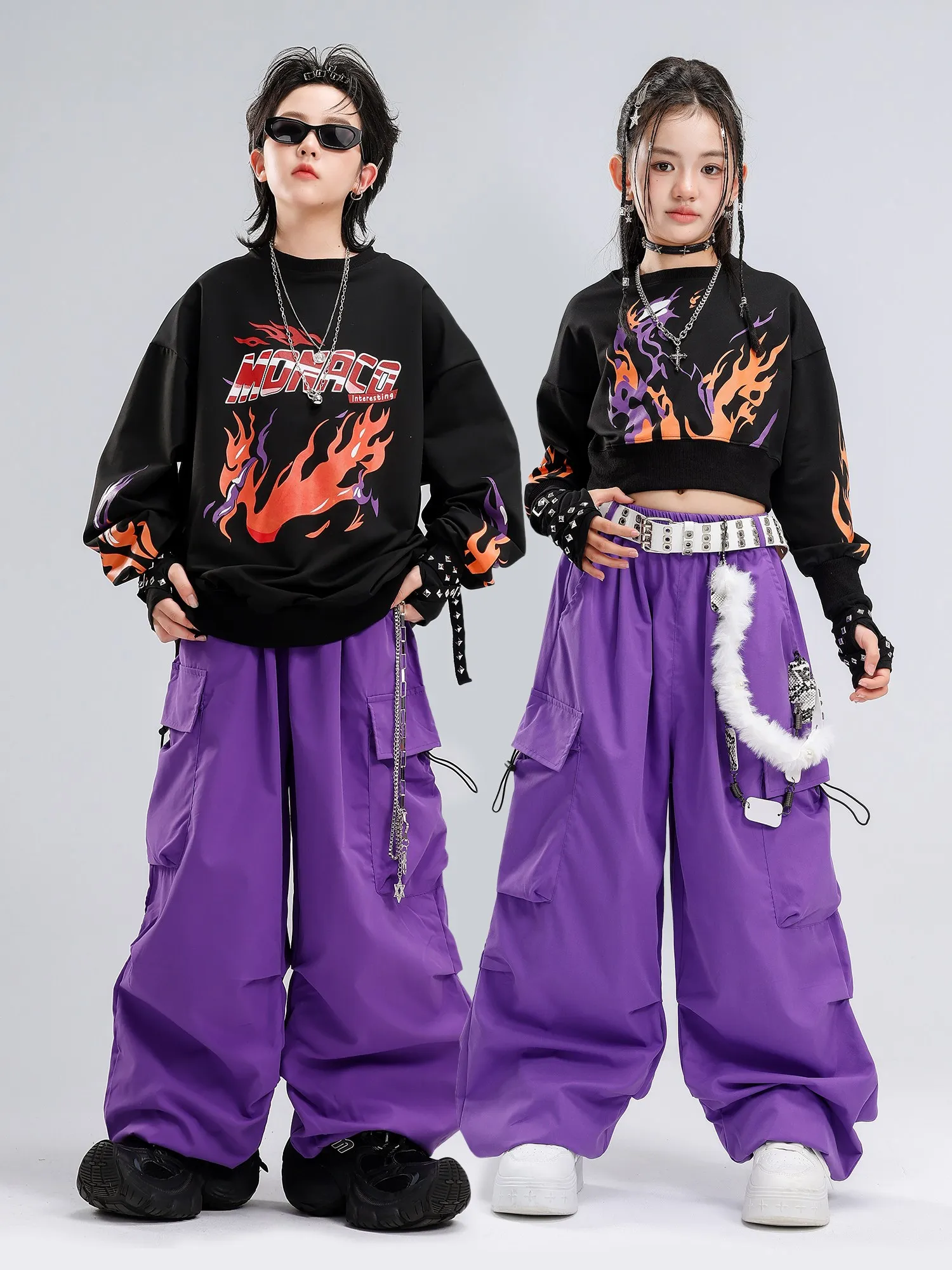 2026年キッズ向けヒップホップダンス衣装、女の子・男の子用、ストリートダンスウェア、長袖トップス、紫色のカーゴパンツ、パフォーマンススーツ、bl20197