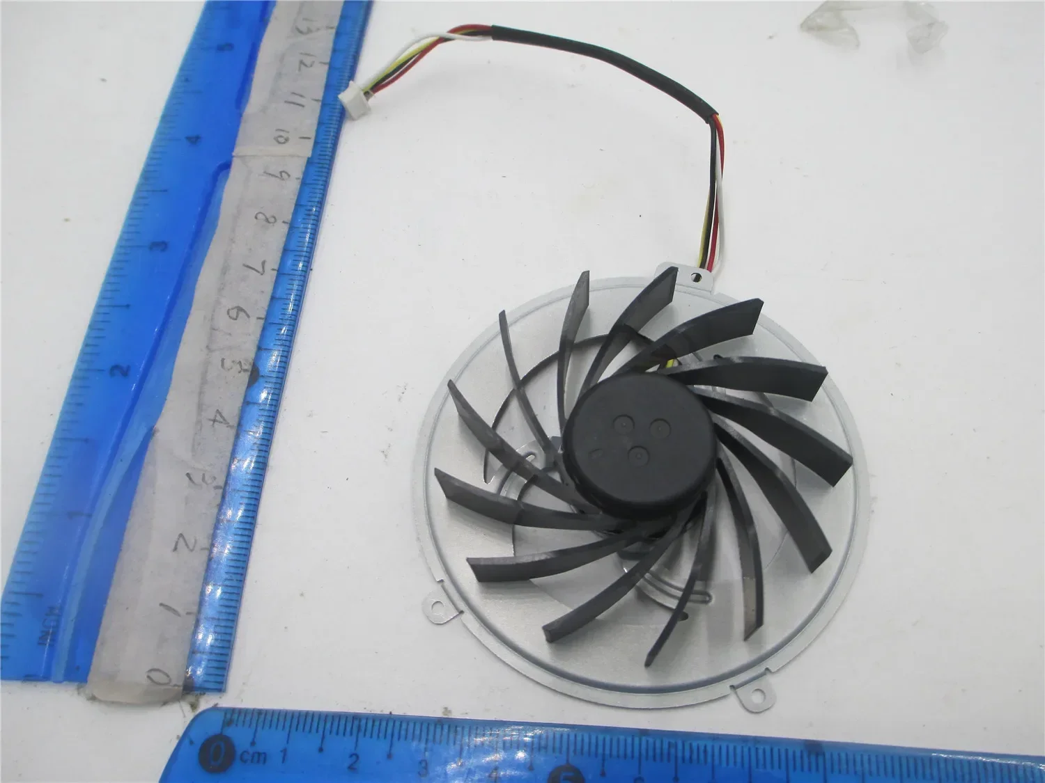 New Laptop fan for HP OMNI 120 120-1132 120-1134 120-1135 ALL IN ONE Laptop 658909-001 CPU cooling Fan NEW