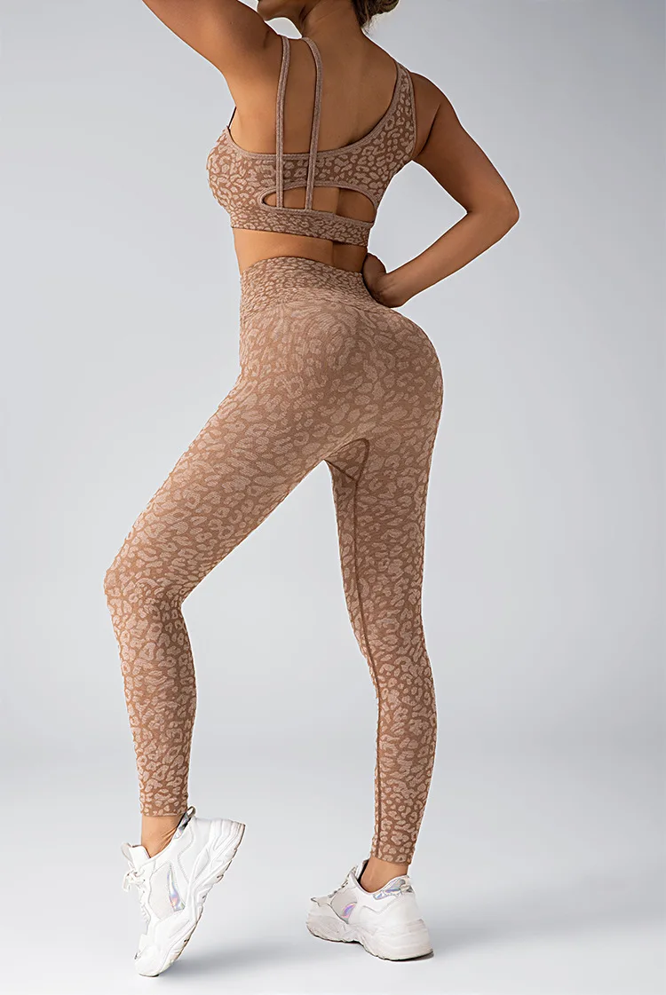 Seamless Leopard Yoga Suit Peach Hip-lifting and High Waist Fitness Pants High Elastic Back Sports Vest tracksuit women sports