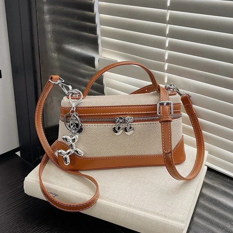 

Advanced Sense Sanding Retro Crossbody Bag 2025 New Fashion Versatile Casual Women's Shoulder Bags Niche Design Women's Bag