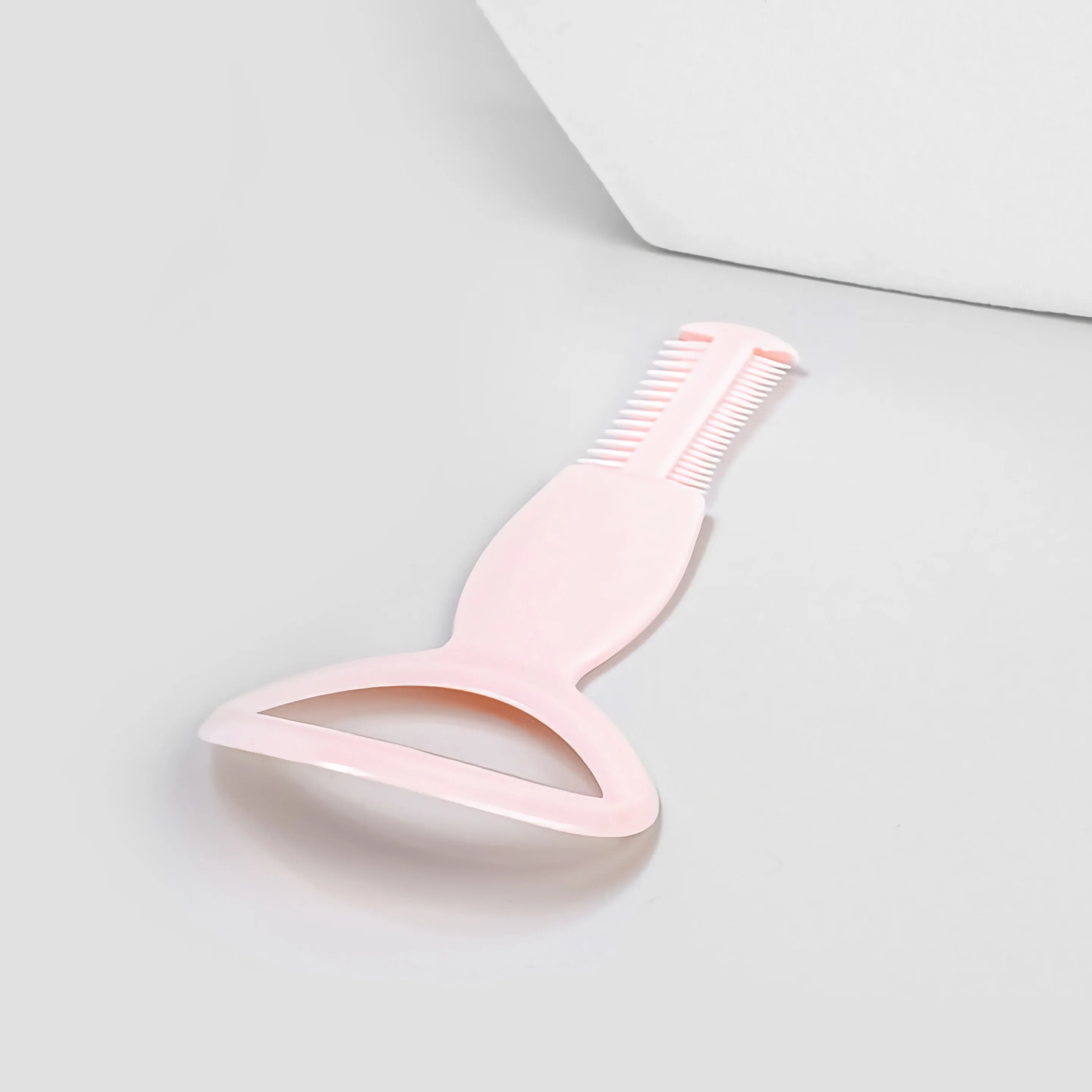 Mascara- und Eyeliner-Schablone – Wimpernapplikator mit Kamm, wischfestes Make-up-Schutzwerkzeug