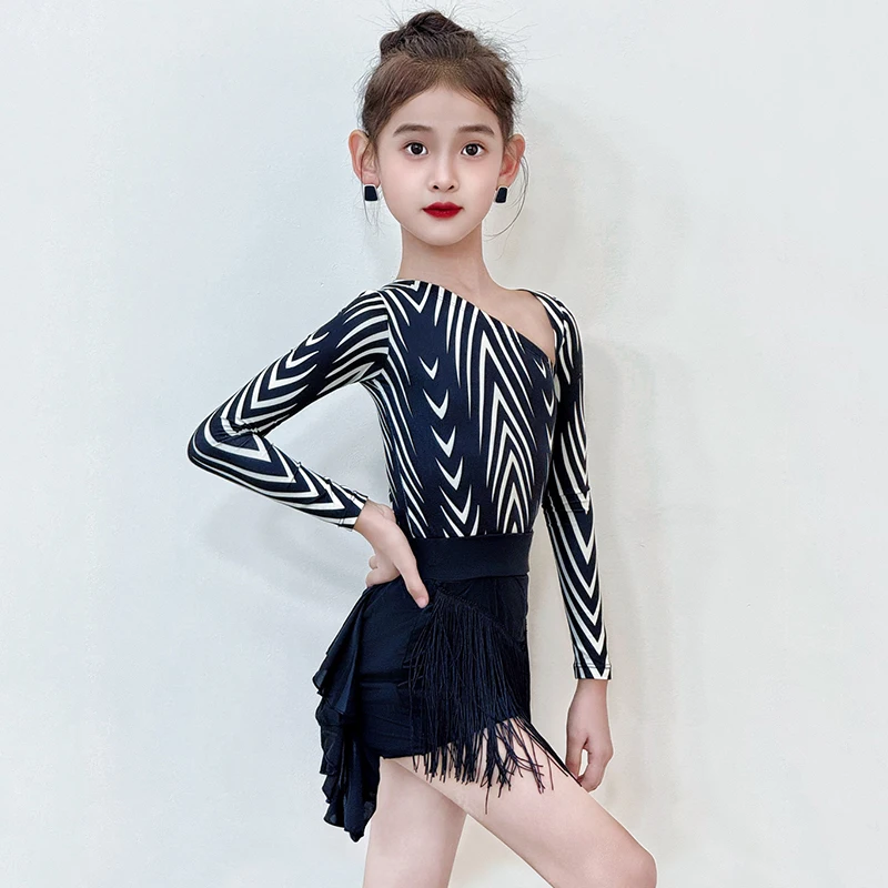 

Новая одежда для латинских танцев для девочек, купальник с длинными рукавами, черная юбка с бахромой, наряд для латинских танцев, тренировочная одежда для ча-ча, сальсы, румбы 2978