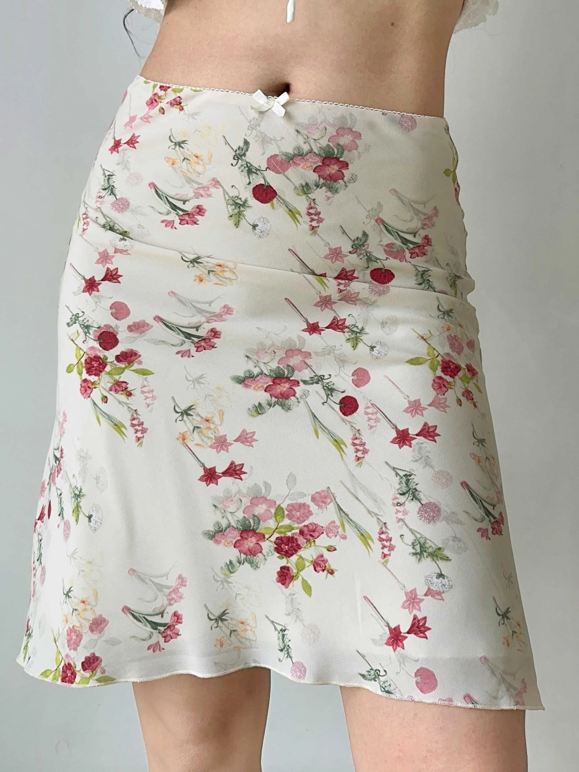 Retro Floral Print Halter Neck  Dress Women's Summer Fashion Skirt High Waist A-Line Short Skirt Floral Bouquet Splice