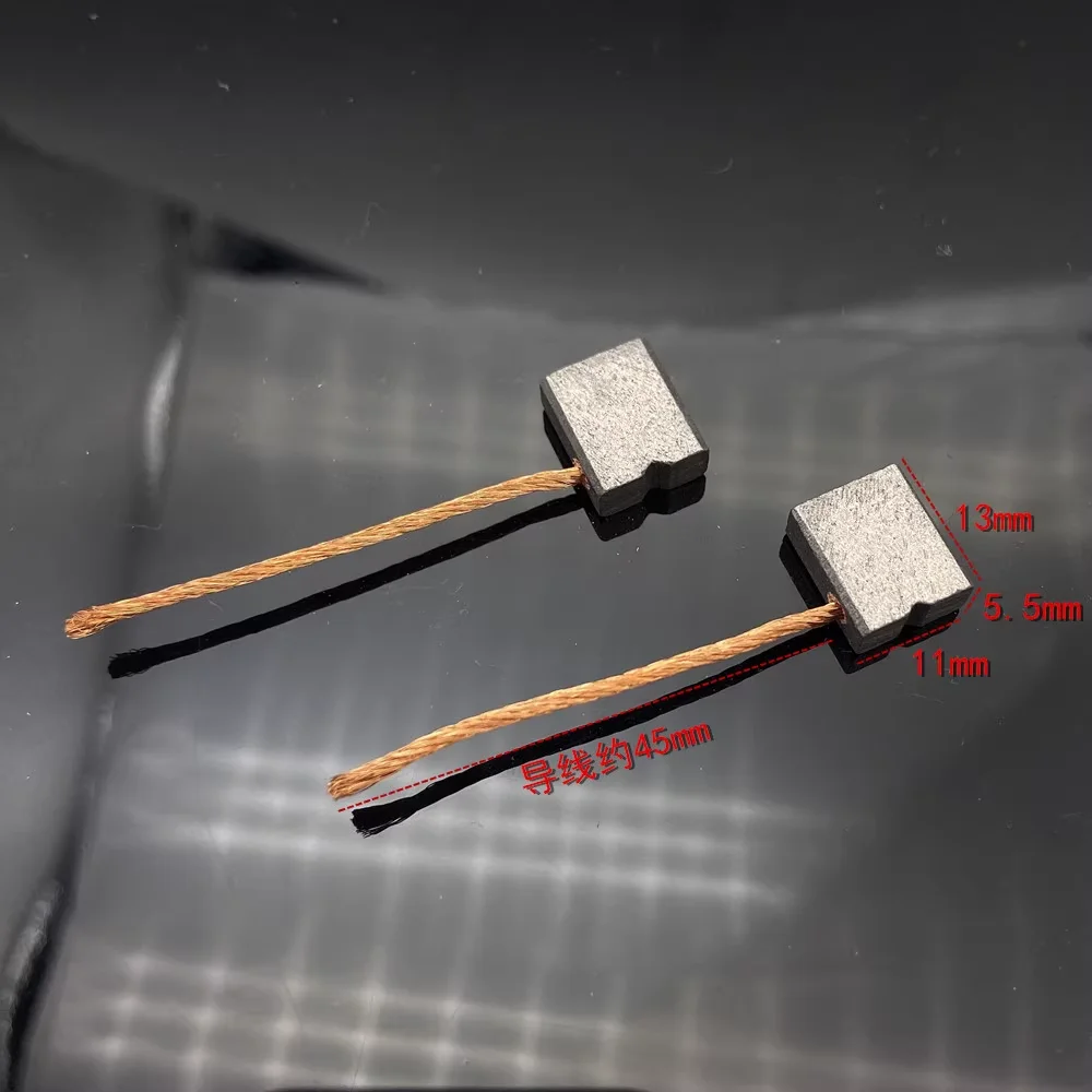 Escova de carbono para carro 5.5*11*13 para freio híbrido de motor duplo ABS bomba de armazenamento de energia bomba de freio eletrônico escova de carbono 5.5X11X13