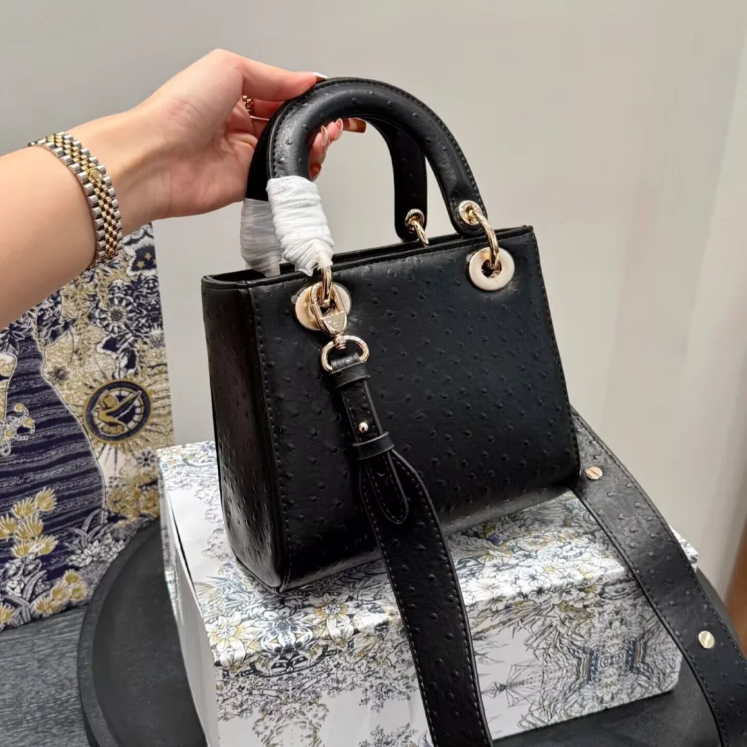 

Designer handbag, Lady luxurious Duchess-style fashionable woman's crossbody bag, classic light luxury casual bag