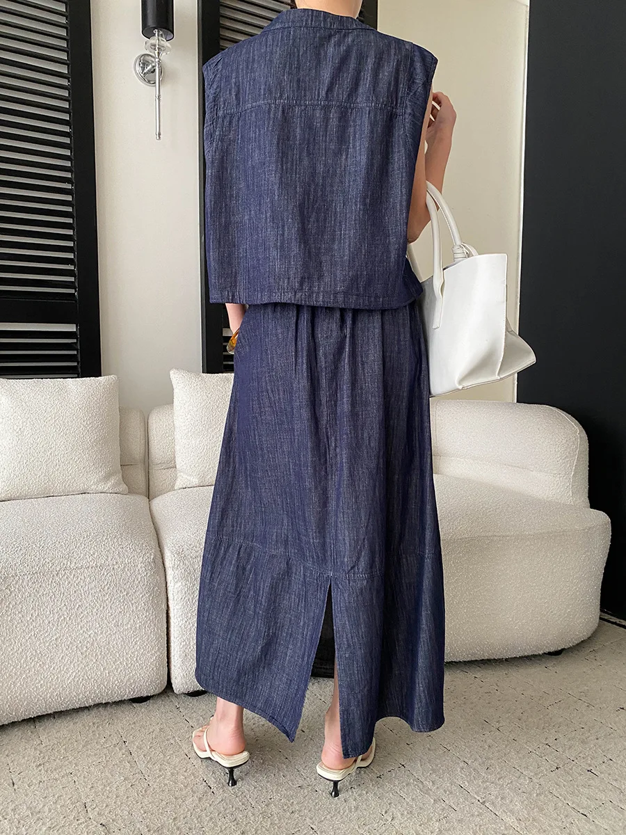 Frühlings- und Sommer-Damen-Set aus einfarbiger, retro-inspirierter, vielseitiger, ärmelloser Jeansweste mit Rundhalsausschnitt und Rock. – Detail 4