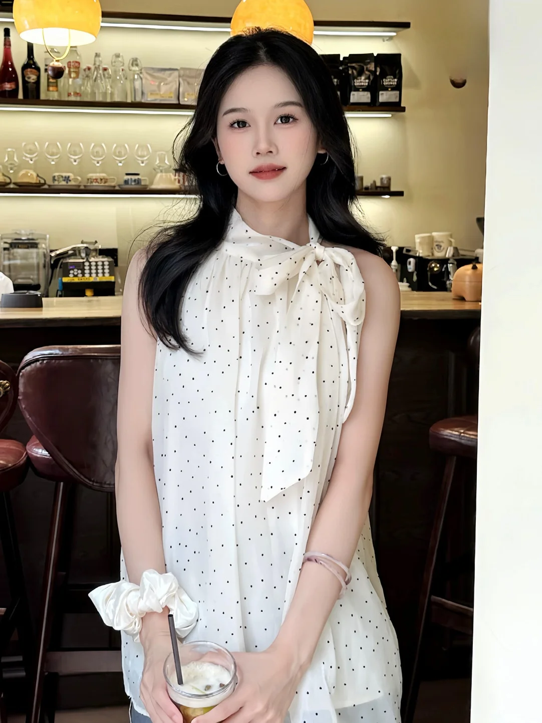 

Элегантный женский жилет без рукавов в корейском стиле, новый летний дизайн, топ из полиэфирного волокна с круглым вырезом, не деформируется.