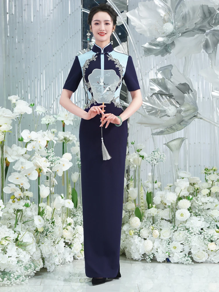 Elegant Long Qingpao Gown in Royal Blue for Fashion Show Slimming Performance Suit Vintage Style Short Sleeve Polyester Blend
