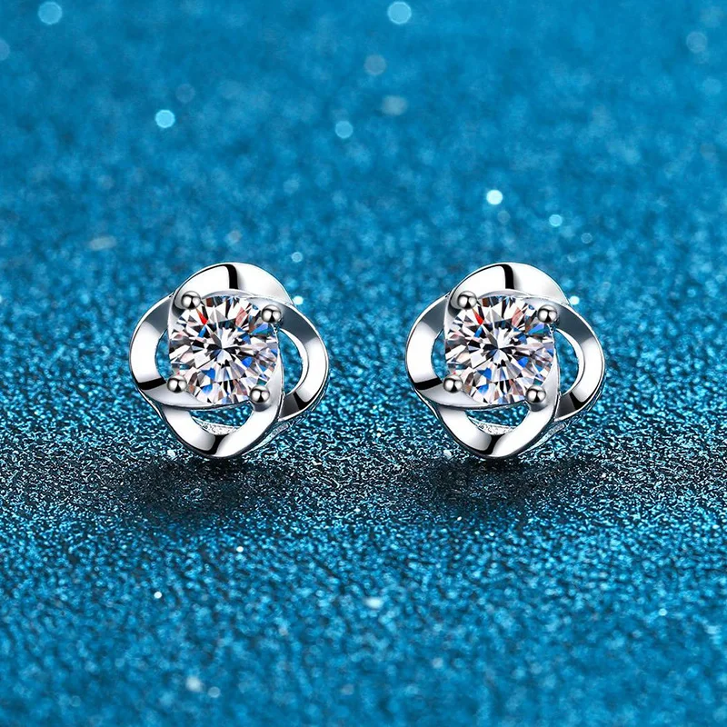 JECIRCON S925 Sterling Silver Moissanite Earrings 0.5 Carat D Color Moissanite Small Fragrant Style Studs Light Luxury Versatile