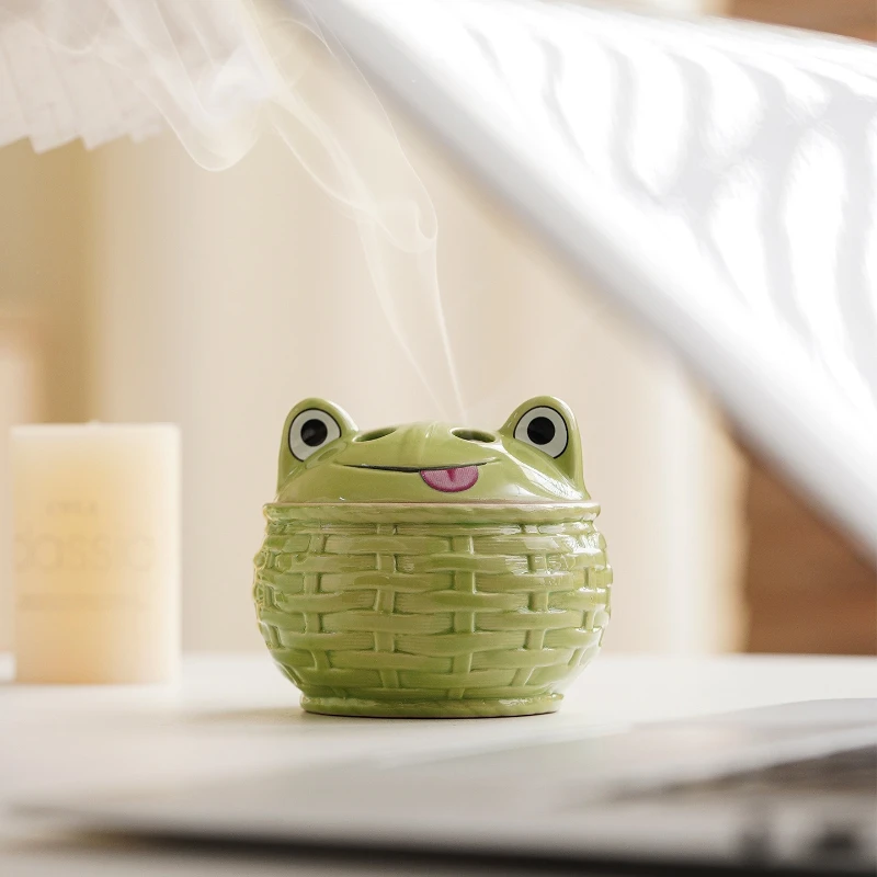 Cute Frog Ceramic Incense Burner Creative Ornament Indoor Desktop Mosquito Incense Box For Sandalwood Agarwood Tea Ceremony