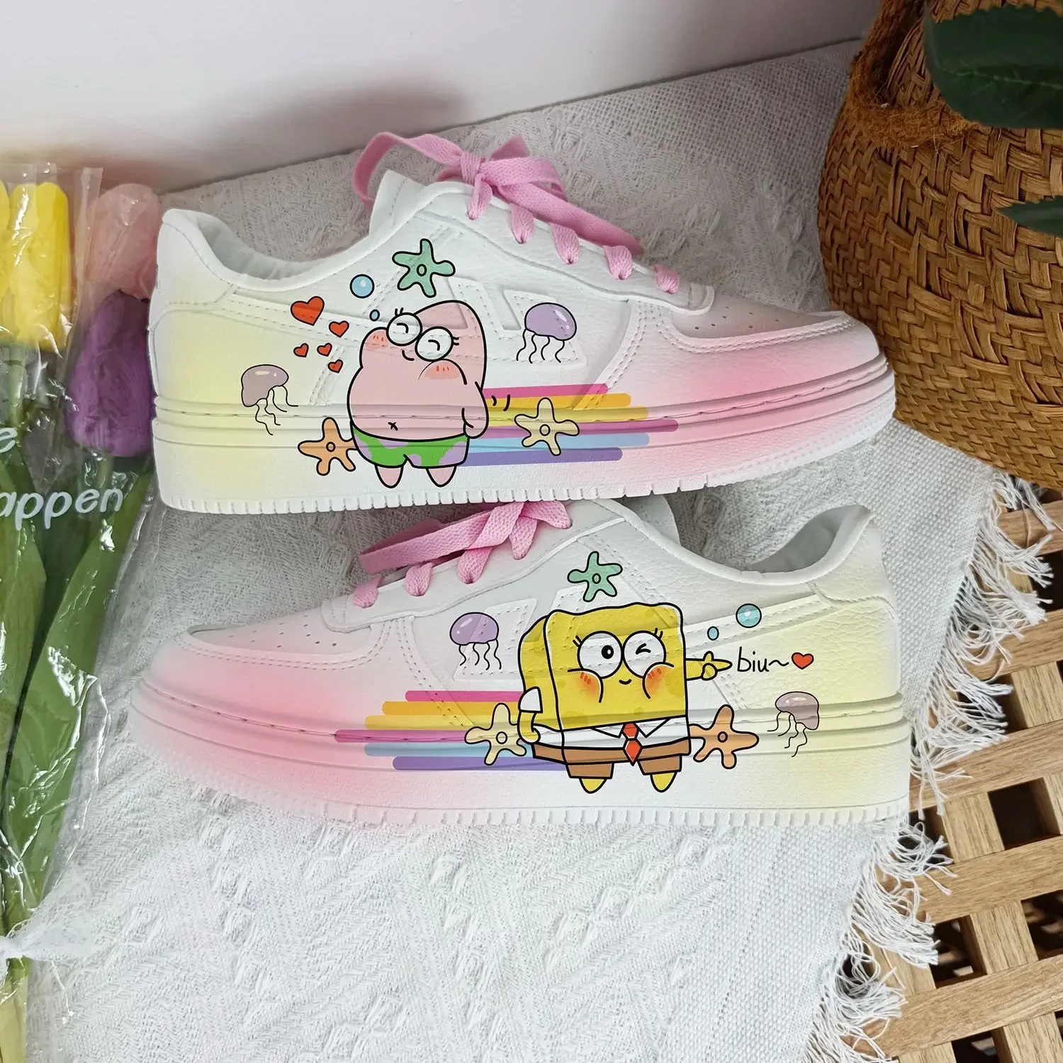 New Original cartoon lady SpongeBob SquarePants princess cute Casual shoes non-slip soft bottom sports shoes for girlfriend gift