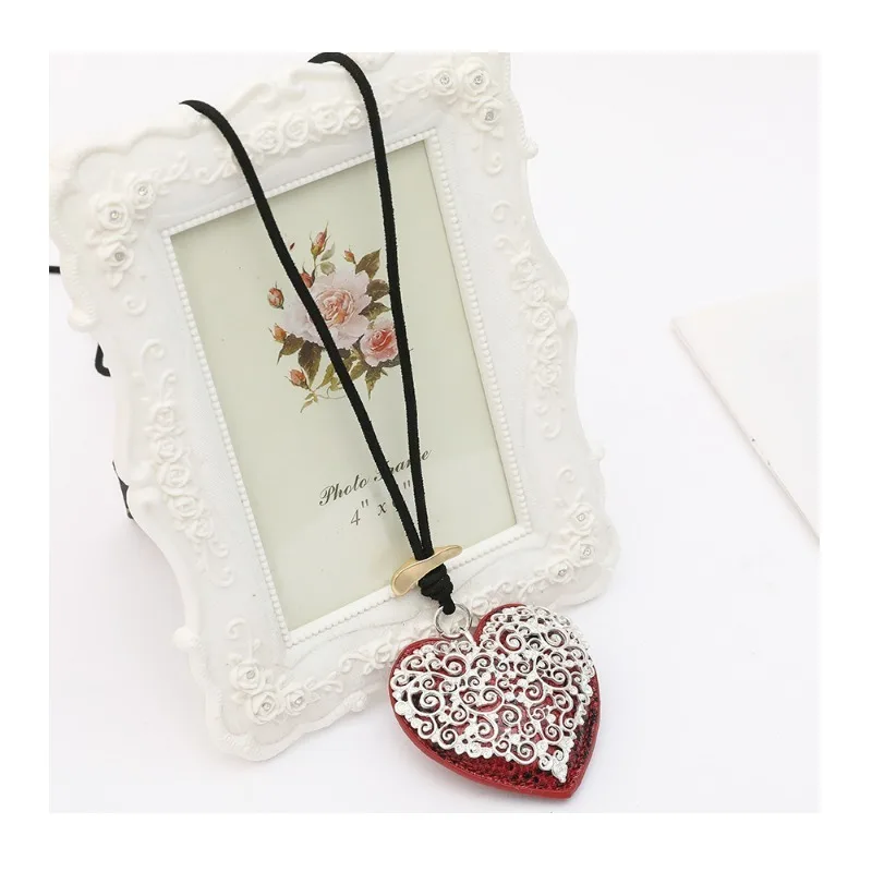 

Special for New Necklaces, Jewelry, Fashion and High-end Sweater Chain Accessories.