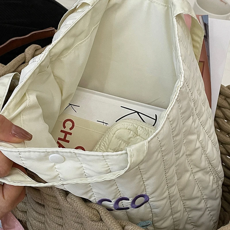 

New Lovely Cartoon Embroidery Tote Bag Pochacco Anime Cinnamoroll Girl Student High-Capacity Handbag Kawaii Cartoon Student