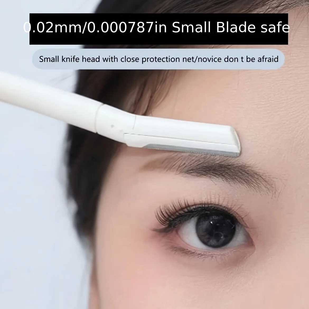 Set di rasoio e rasoio per sopracciglia di sicurezza da 4 pezzi – Strumento per dermaplaning con manico lungo per viso e corpo, ideale per uso domestico, salone e viaggi