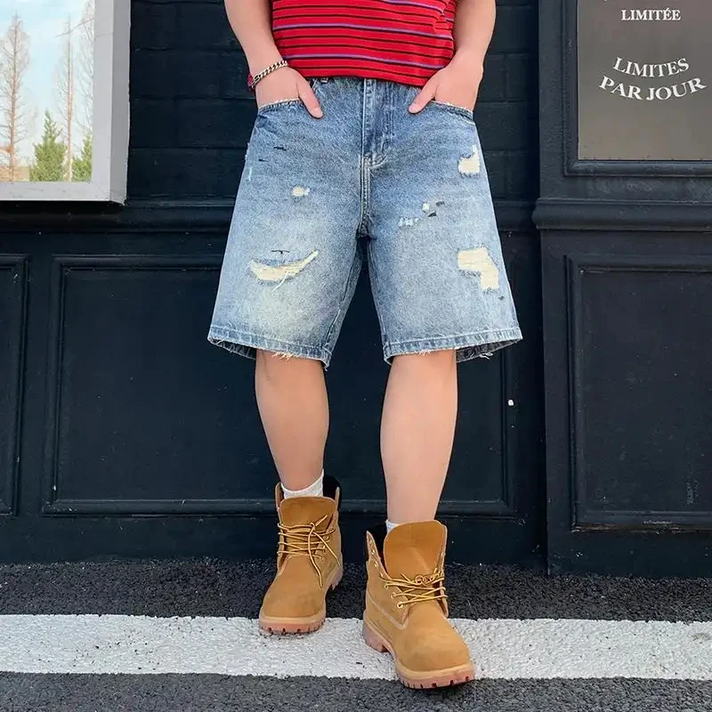 

Latest Korean Fashion Denim Shorts for Men Summer 2026, Loose and Ripped, Casual Street Style Half-Length Five-Point, Stylish Ve