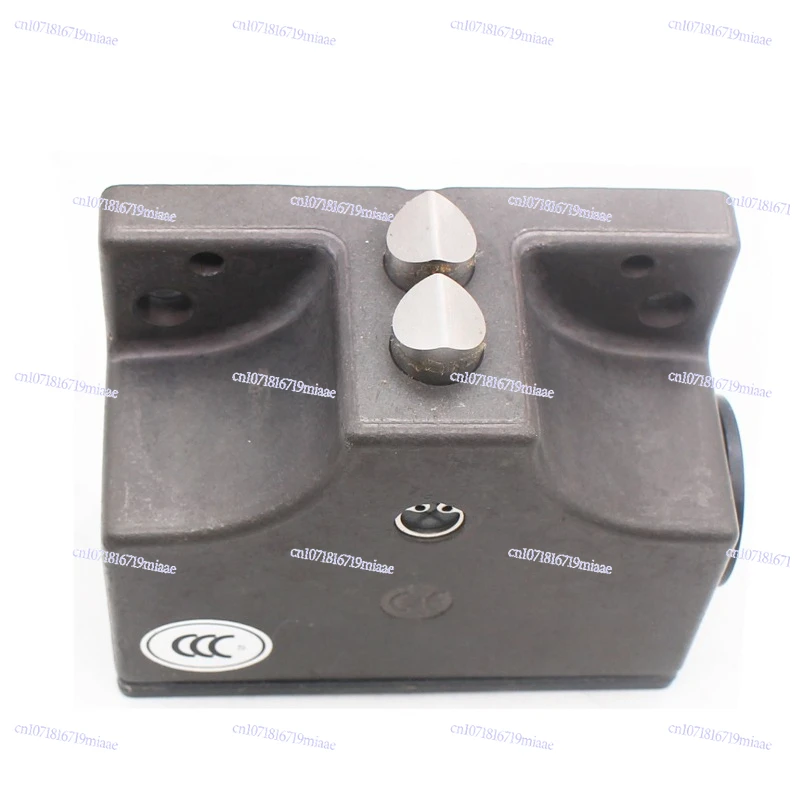 

Safety Switch N01D550-M 1PCS Brand New
