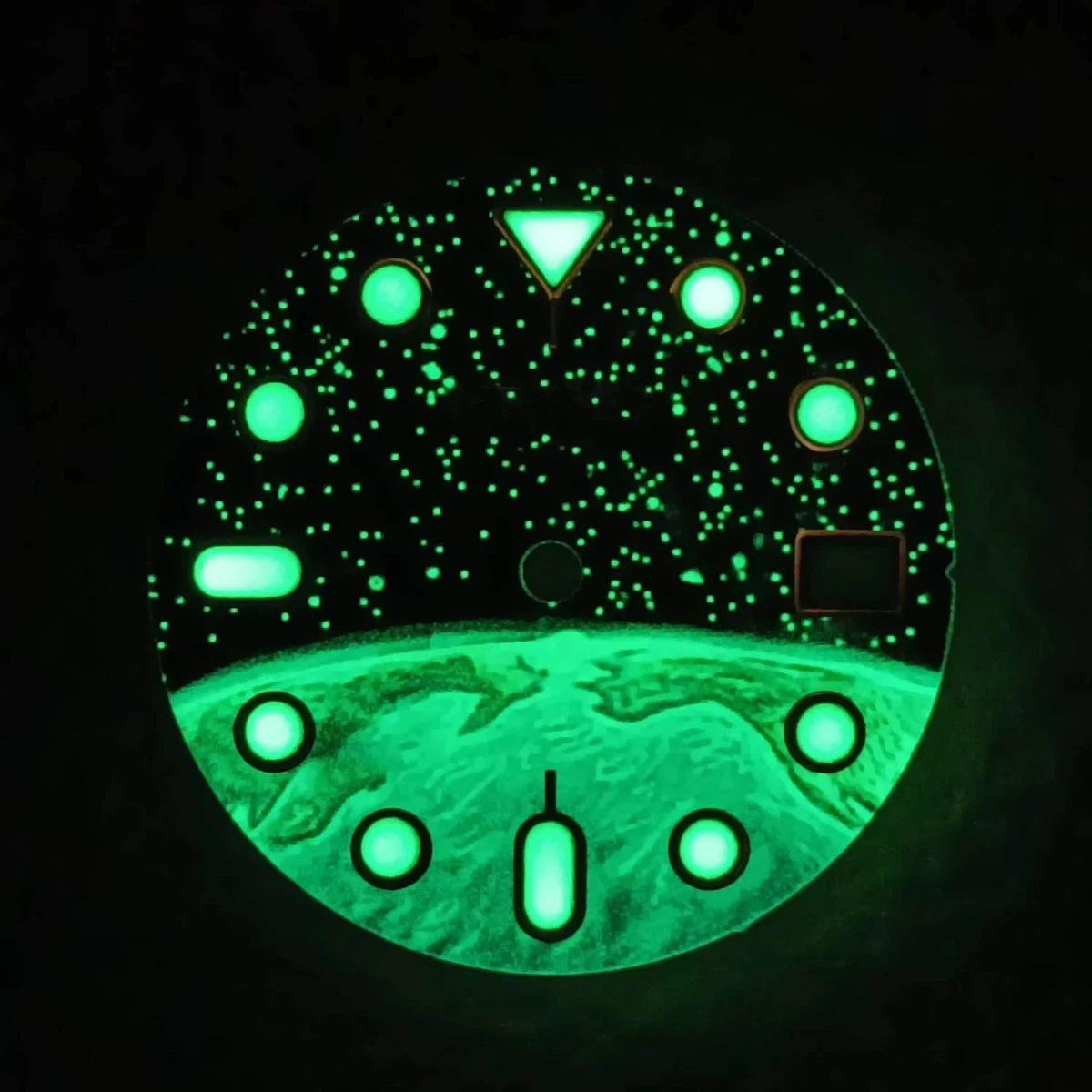 No Logo Planet Dial NH35 Dial Green Luminous Support Customized Logo 28.5mm Suitable for NH35/NH36 Movement