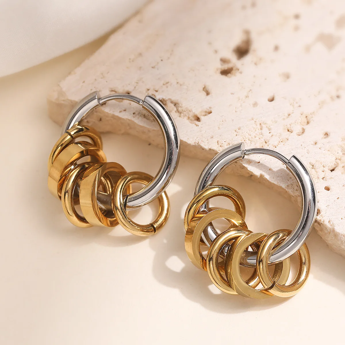 Vintage Two Tone Small Circle Round Hoop Earrings Polished Stanless Steel Waterproof Mini Multiple Rings Huggie Earring Jewelry