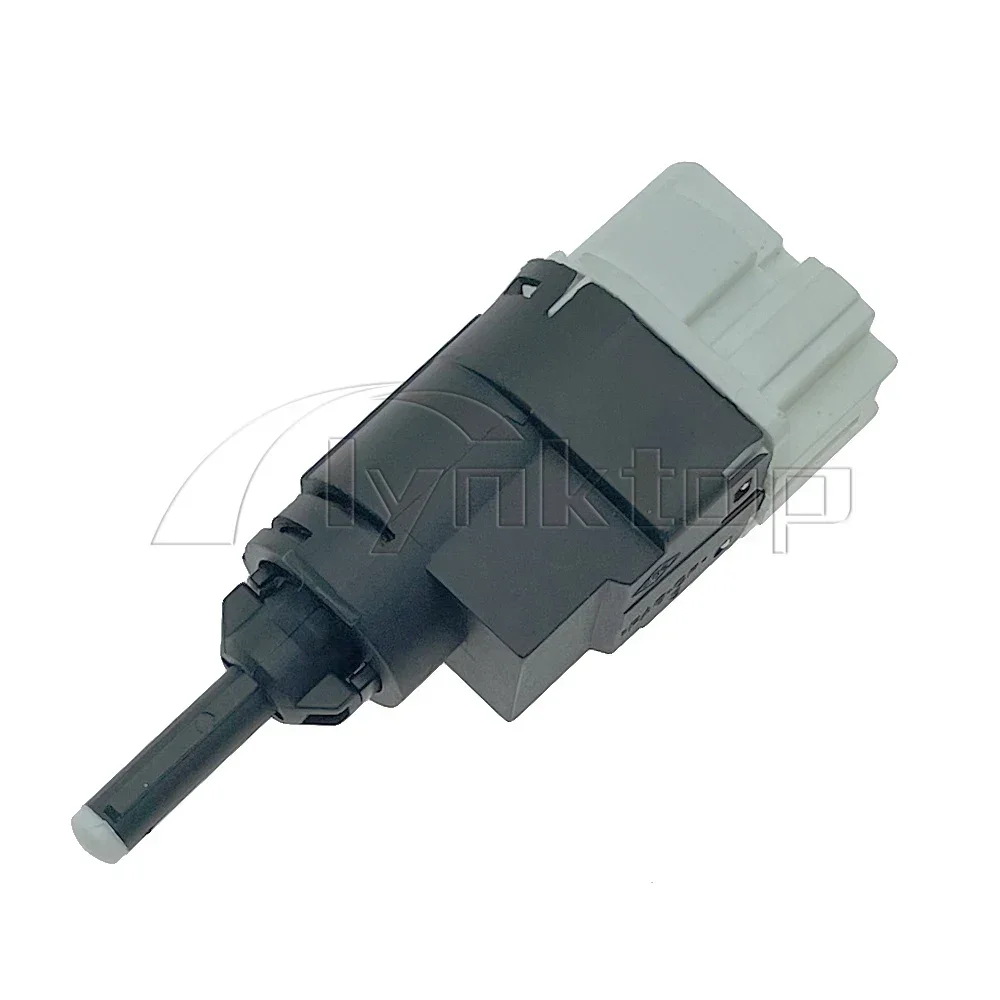 

Brake Light Stop Switch fit Nissan REDI-GO Renault Arkana Captur Clio Dokker Duster Lodgy Logan Sandero Modus Triber 25320-6170R