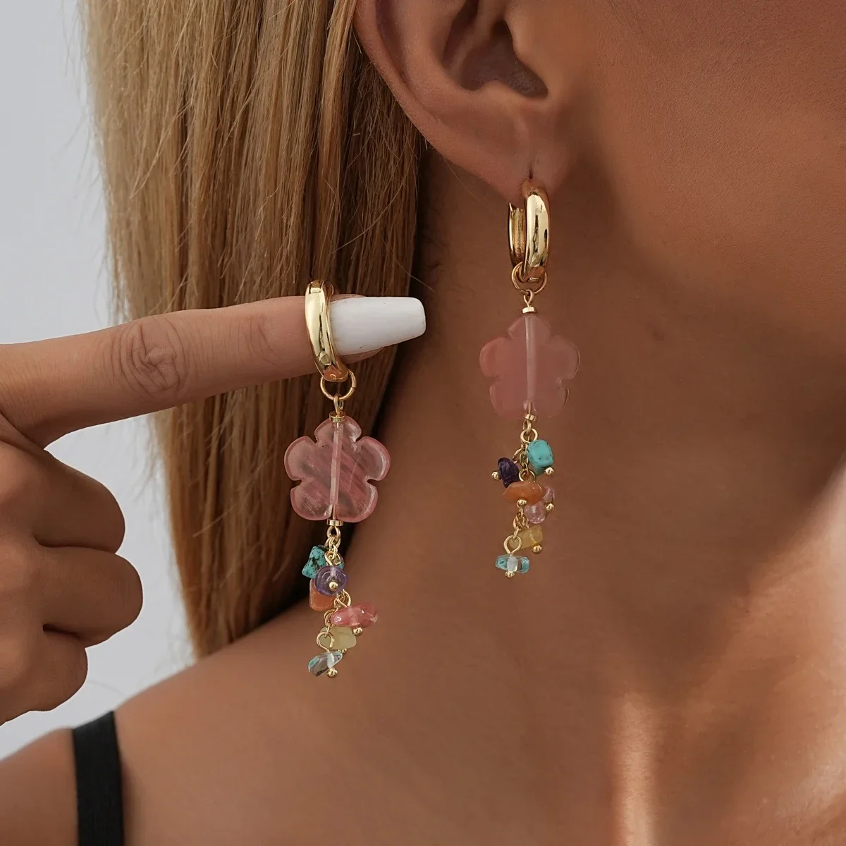 Colorful Irregular Natural Stone Flower Pendant Earrings for Women Trendy Women's Tassel Earrings 2023 Fashion Jewelry Wholesale