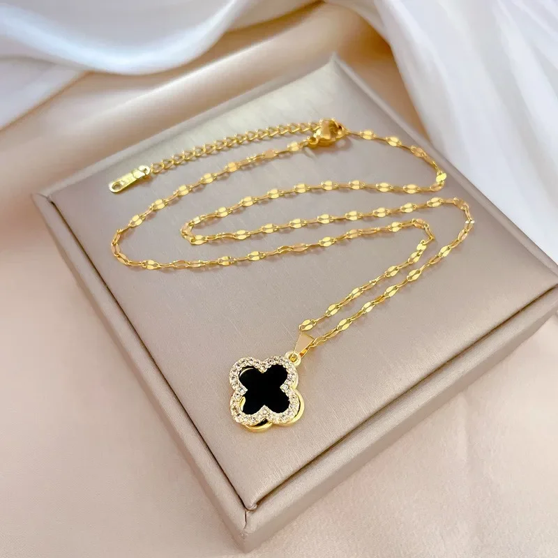 New diamond-encrusted double-sided four-leaf clover necklace with feminine charm and a shell collarbone chain for girls 9527
