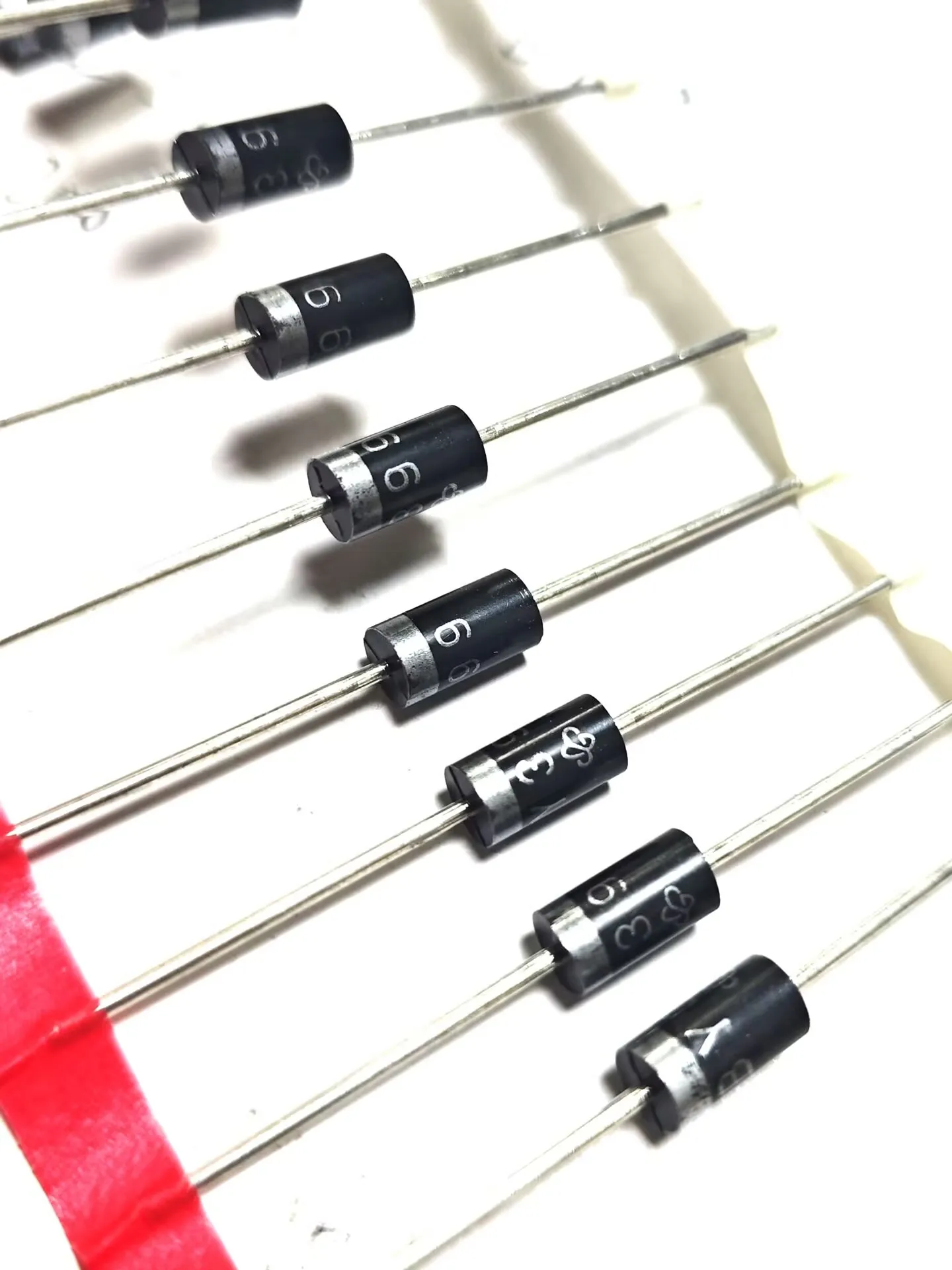 BY2000 BY1600 BY1800 BY255 BY299 BY399 Fast Recovery Rectifiers DO-201AD
