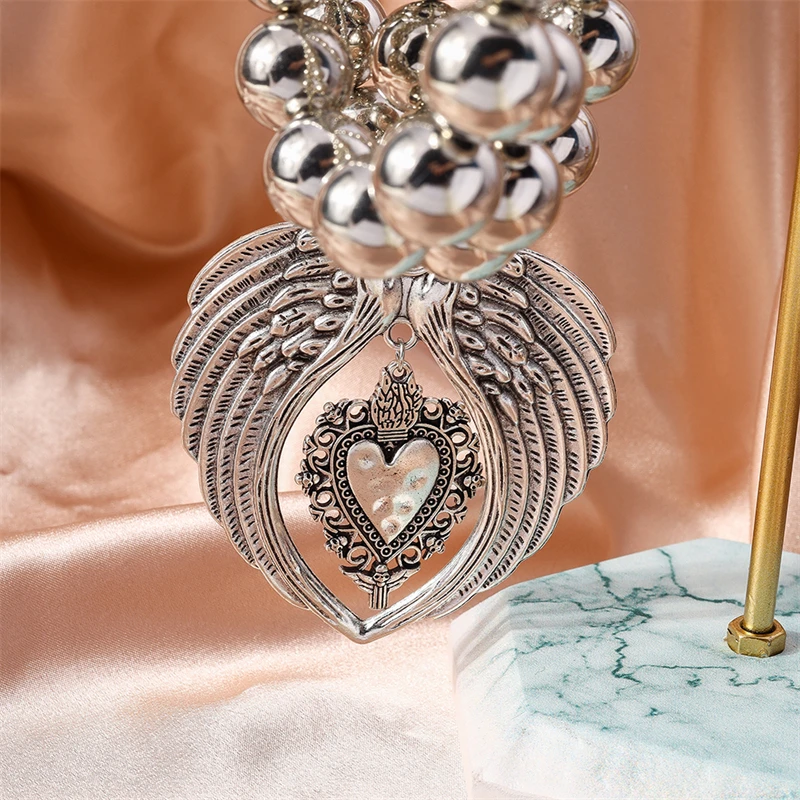 Punk Übertriebene Handgemachte Perlen Halskette für Frauen Metall Flügel Herz Anhänger Choker Halskette Mädchen Party Festival Schmuck Geschenke – Detail 3