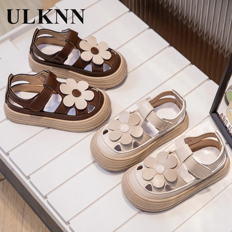 2024 summer new children's flower soft soled sandals fashion lovely girl's big children all match beach shoes