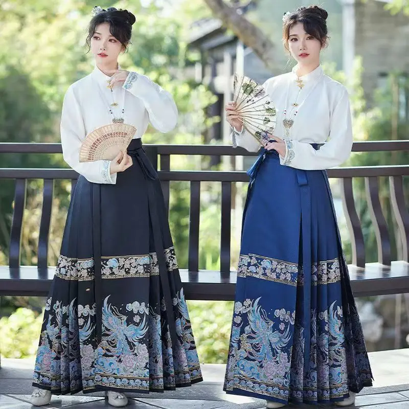 

2025 early spring new women's horse faced skirt Hanfu medium long style White top+horse skirt High-end fashion two-piece suit