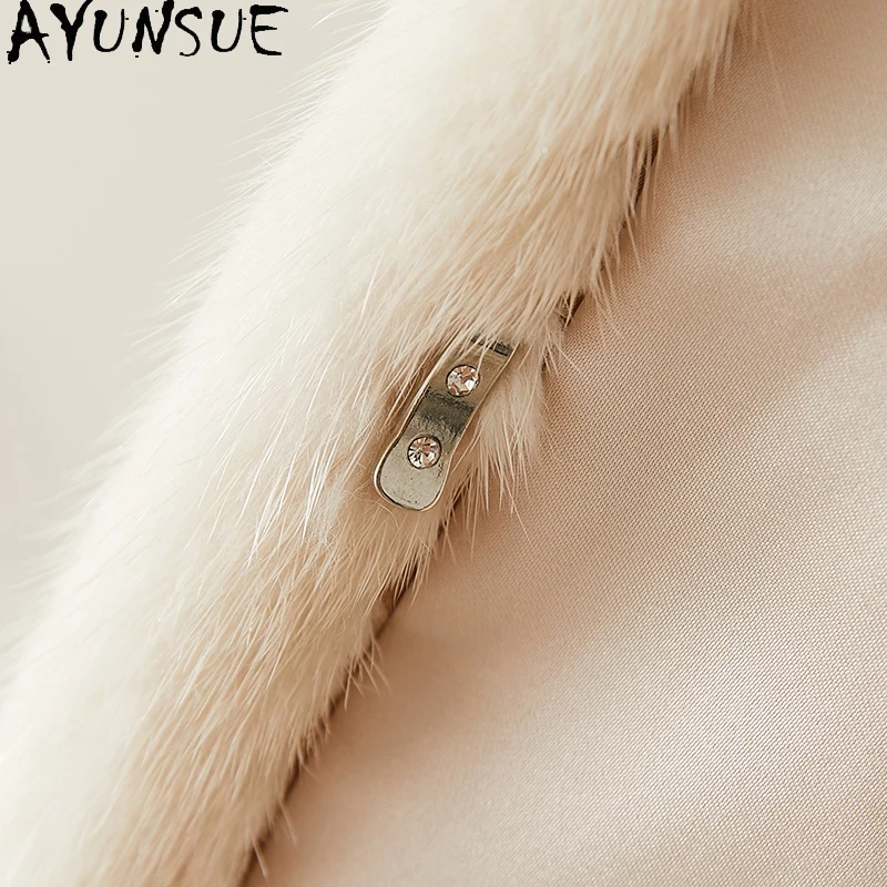 AYUNSUE 2025 جديد الخريف الشتاء سترة فرو المنك الطبيعي ملابس امرأة الخامس الرقبة سترات من الفرو الحقيقي للمرأة كله المنك شوبانا Жénarska