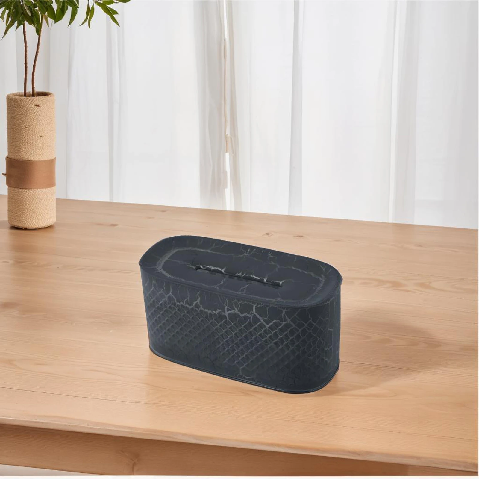 

Диффузор эфирного масла с семи цветовыми режимами ночного освещения и безводным автоматическим отключением. Улучшает комфорт вашего пространства.