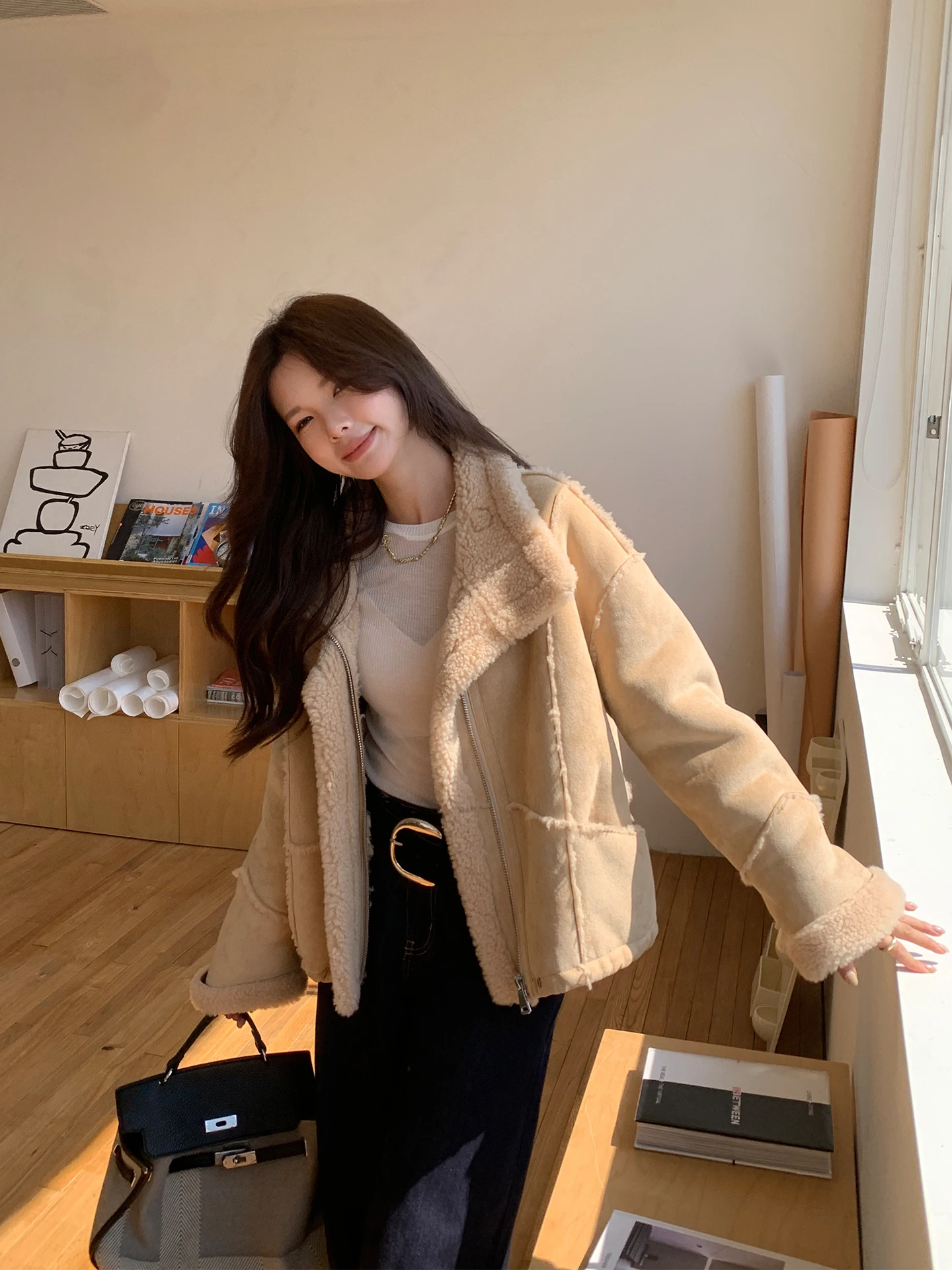 

Warm ort eepskin Jaet Women's Motorcycle Sle Faux Fur Coat Comfortable Thiened Long Sve Zipper Closure Casual Sle