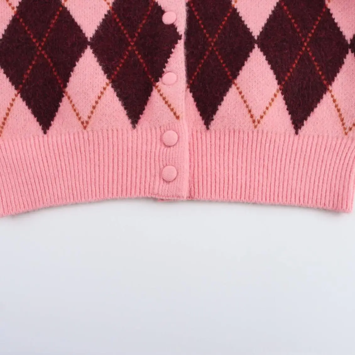 

Весна и осень 2025 года, новый жаккардовый свитер с ромбовидным узором, вязаный свитер