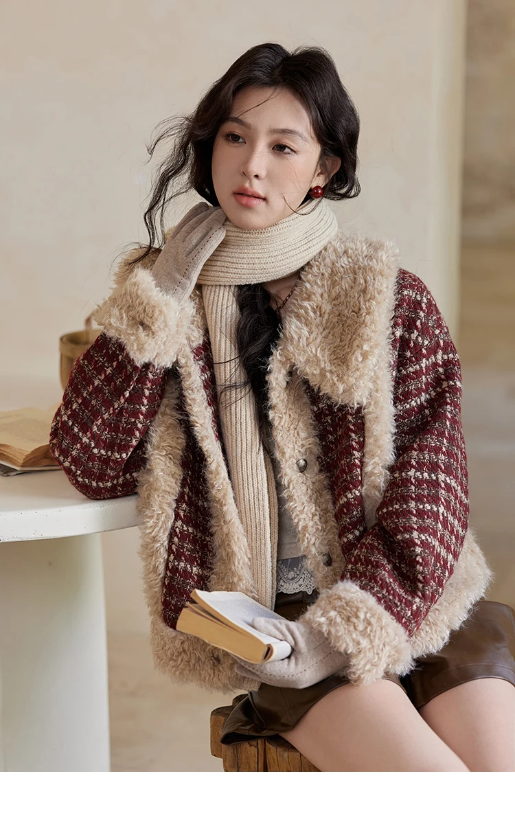 

Новинка 2026, осенне-зимняя женская одежда, теплое пальто, утолщенное хлопковое пальто с зажимом из овечьей шерсти, красное шерстяное пальто в клетку, женское пальто в стиле ретро