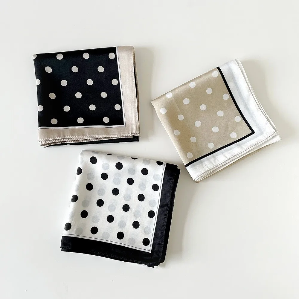 Gifts 70X70CM Women's Printed Square Scarf Shawls Scarves Multifunctional Imitation Silk Scarfs Wrap Satin Fashion Scarfs