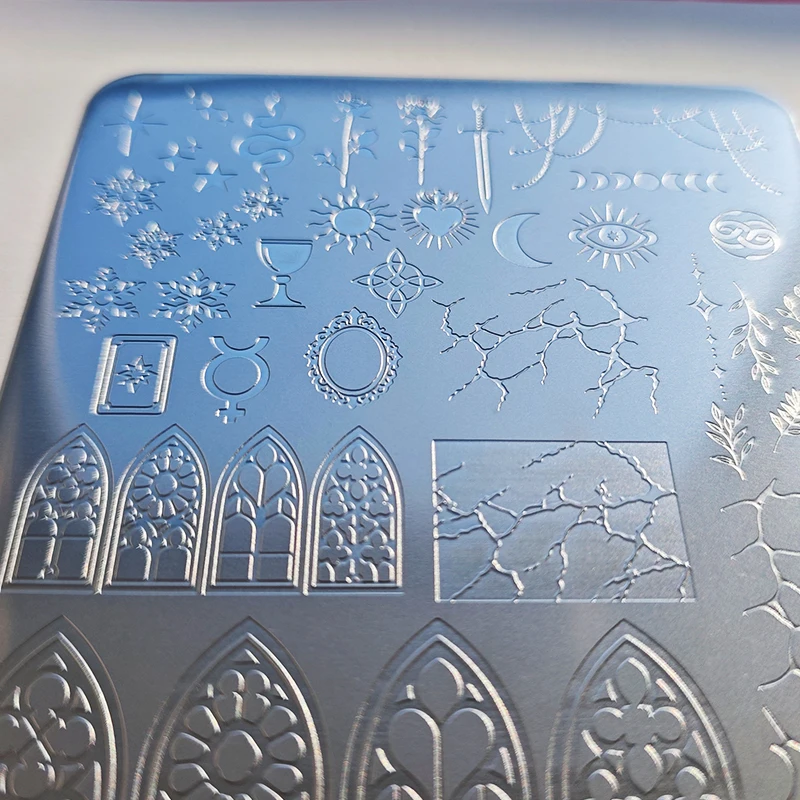 France Geometric Pattern Nail Stamping Plate Nail Art Image Drawing Plates Stamper Painting Tool Stainless Steel Animals Photos