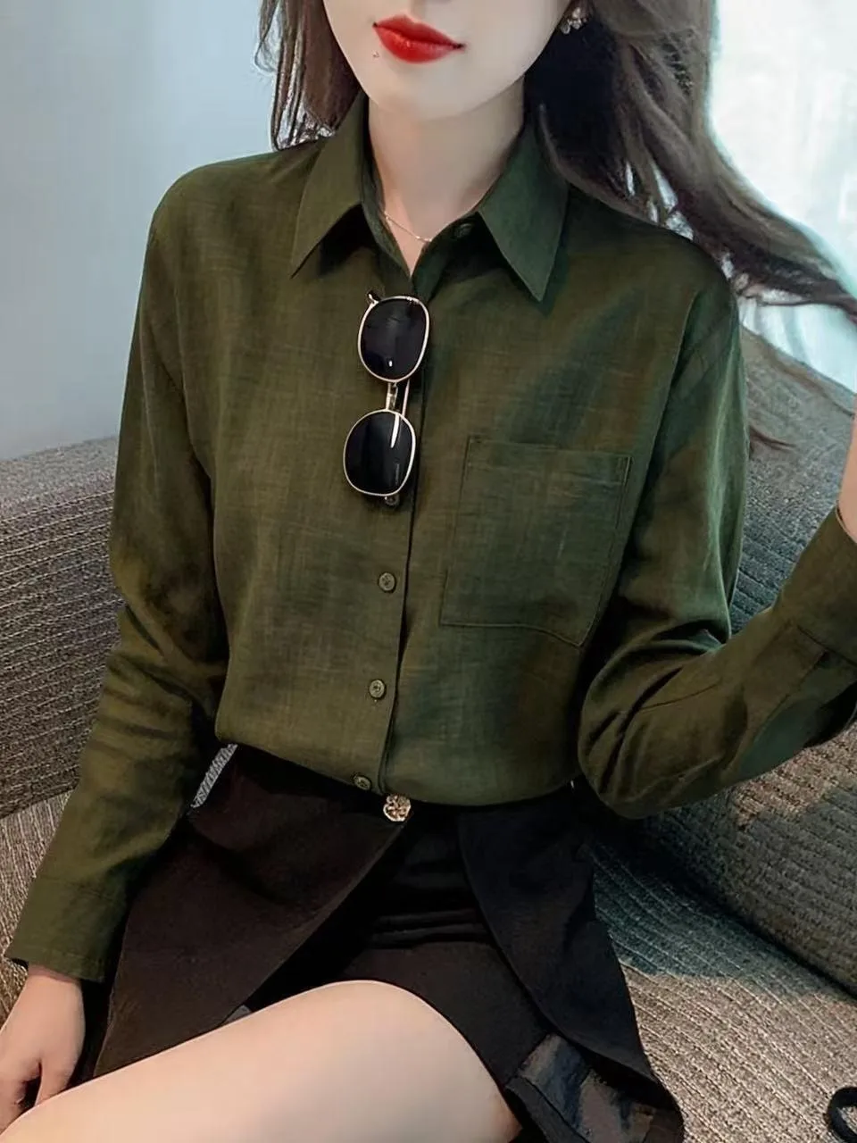 Loose Long Sleeve Women's Shirt Green Design Sensation Inner Wear Vintage Hong Kong Style  Color Slimming Autumn New Top