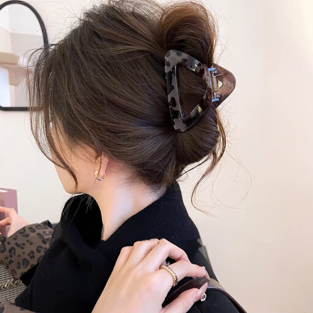 Geometric Triangle Hair Clip Matte Acrylic Claw Clip Trendy Ins Style Hair Accessories Stable Hold Updo Styling Tools For Girls