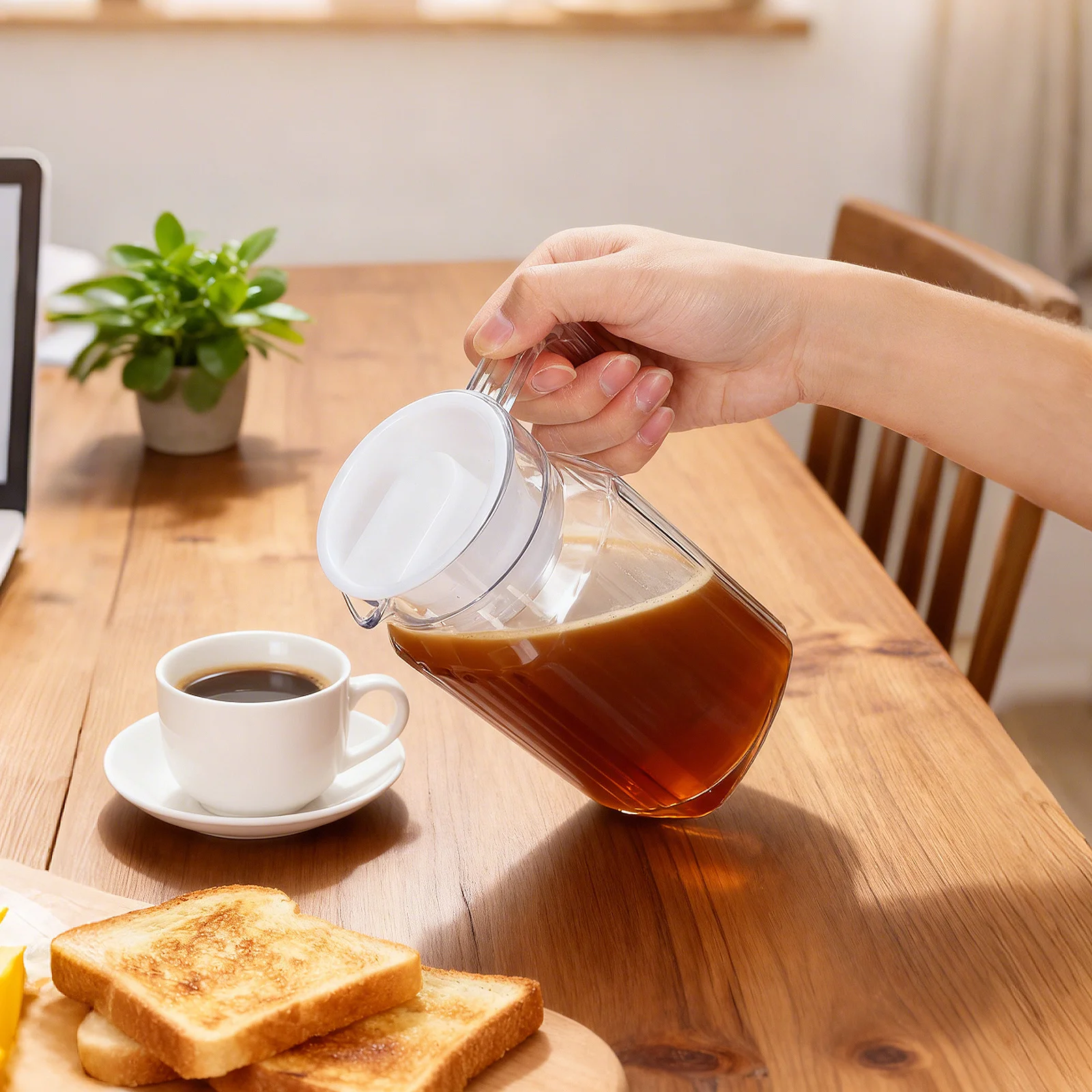 

Прозрачная полосатая бутылка для холодной воды, большая емкость, термостойкий пластиковый кувшин для воды, защищенная от разливов конструкция ручки для пикников