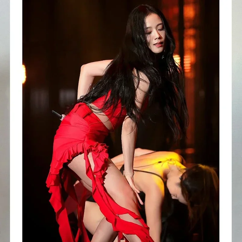 Kpop koreanische Sängerin sexy unregelmäßige ärmellose rote Aushöhlung Kleid Frauen Bühne Kostüm Mode y2k Konzert Performance Kleidung