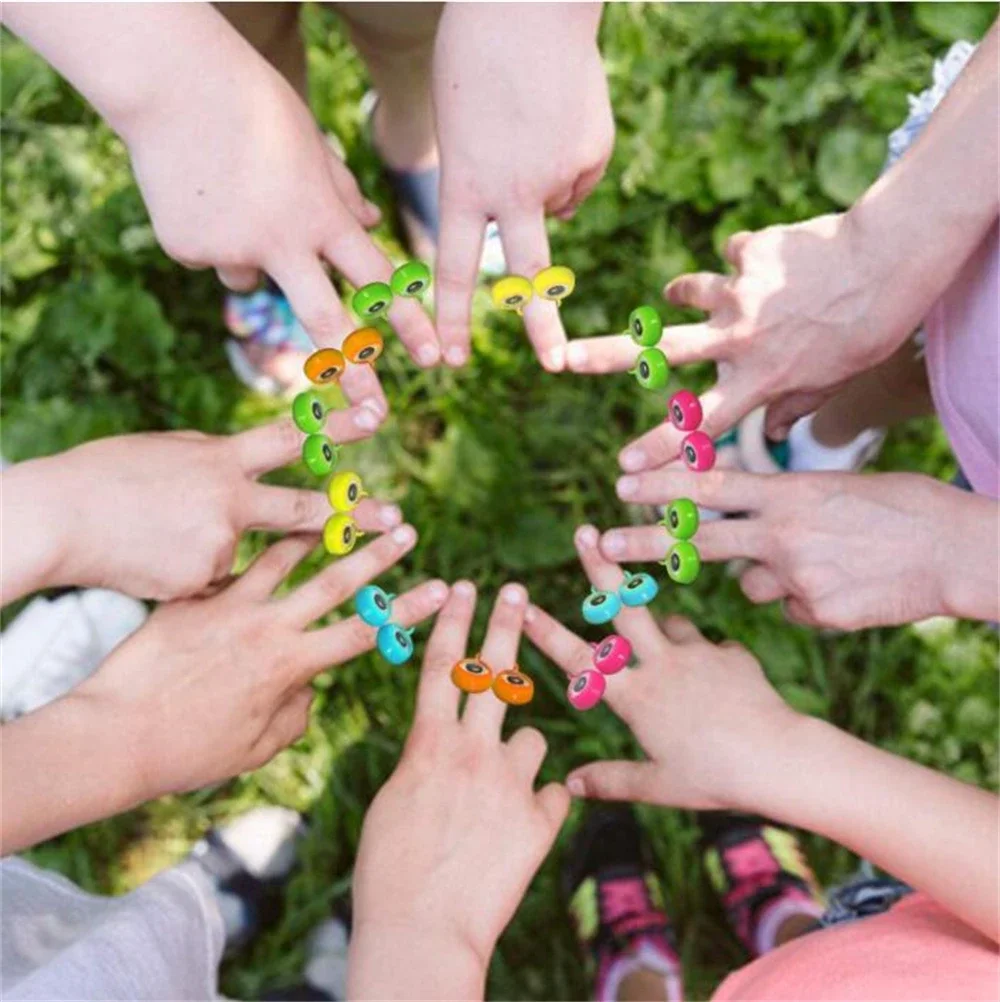 100Pcs Fun Eye Ring Finger Puppet Toy Set for Kids Boy Girls Birthday Party Baby Shower Gift Pinata Halloween Gift Decoration