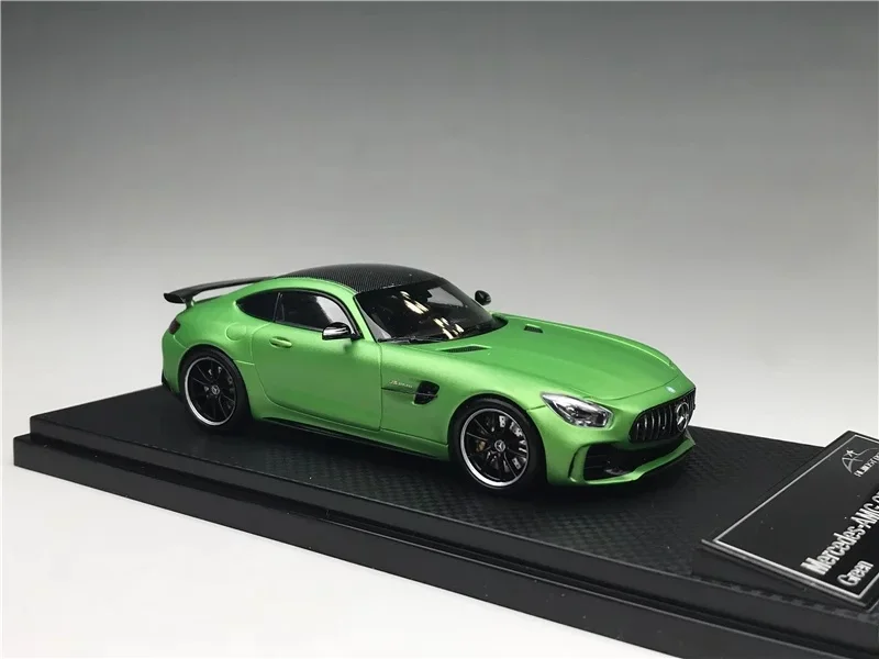 1:43รถเมอร์เซเดส-เบนซ์ GTR Mercedes-AMG GTR ชิ้นส่วนของสะสมของเล่นเด็กผู้ชาย kado ulang tahun วันหยุดของเด็ก