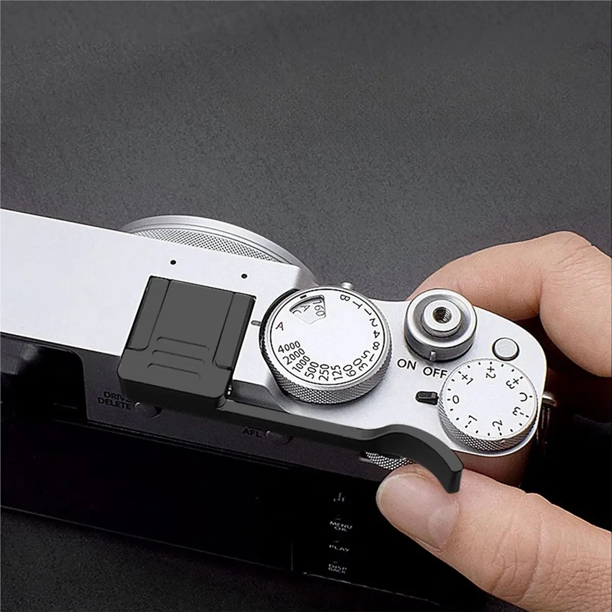 AT33 Metal Thumbs Up Hand Grip Hot Shoe Cover for Fujifilm X100VI X100V X100F X-E4 X-E3 X100 Series Camera,Anti-Slip